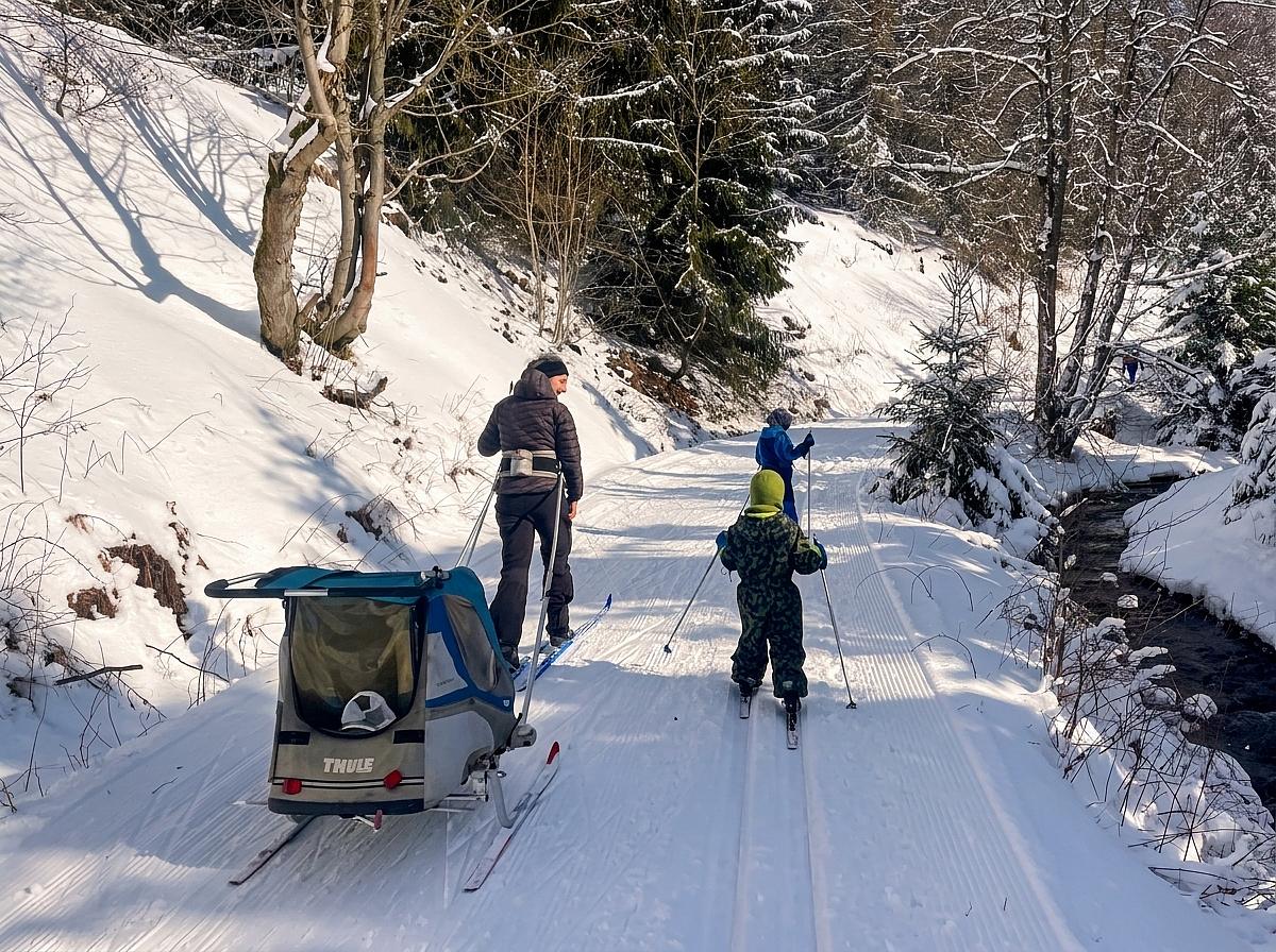 Langlaufwanderung mit der ganzen Familie in Rehefeld – Ferienwohnungen Rehefeld-Zaunhaus